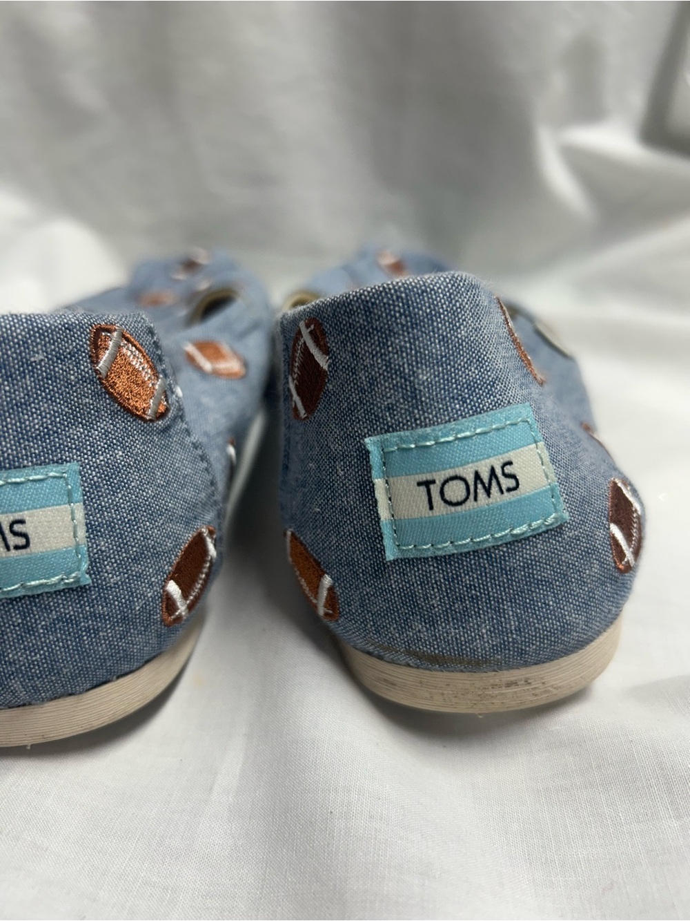 TOMS Women’s Blue Chambray Embroidered Footballs Ortholite Flats Shoes Size 9.5 - Picture 7 of 9